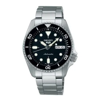 Seiko 5 Sports herreur SRPK29K1 med sort urskive og automatik


