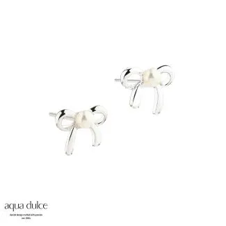 Aqua Dulce SIMPLE BOW PEARL 10 MM sølv ørestikker med perle

