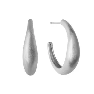 Tidløse og stilfulde byBiehl Ocean Flow øreringe i sølv