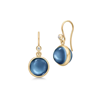 Julie Sandlau Prime øreringe – forgyldte øreringe med safirblå sten